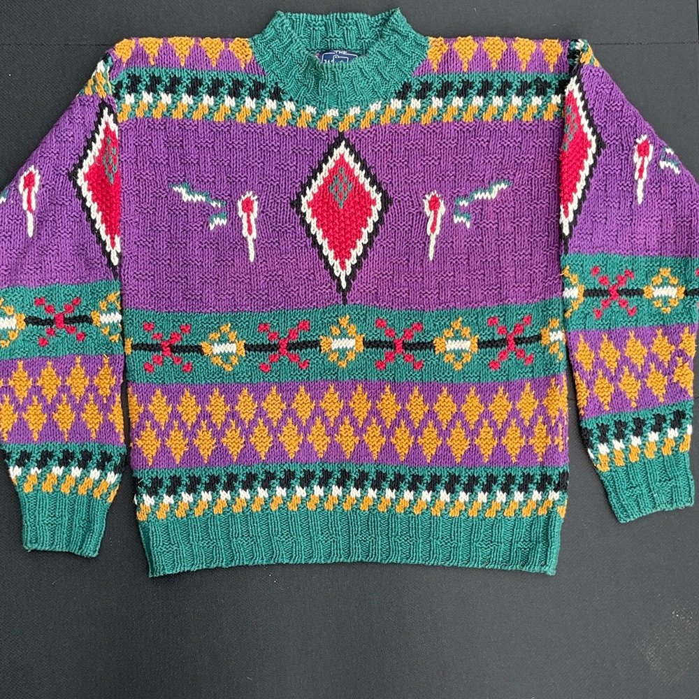 The Woolrich Woman Purple,  Green , mustard yellow Crewneck Sweater. Large